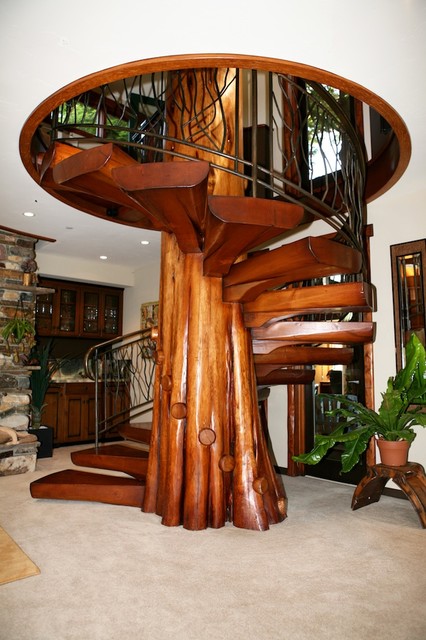 Дизайн винтовой лестницы в виде дерева