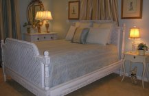 Дизайн спальни с роскошной кроватью
