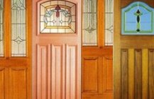 двери деревянные