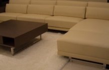 Большой, белый угловой диван