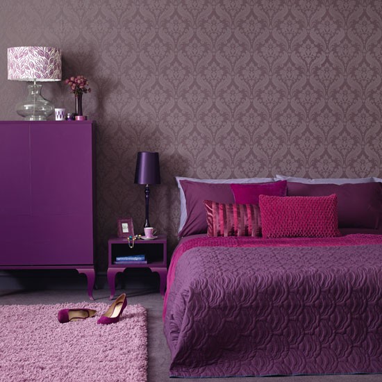 Дизайн фиолетовой спальной комнаты