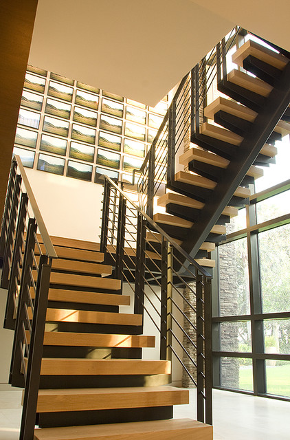 Фото дизайна лестницы в доме