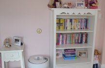 Дизайн интерьера детской комнаты в светло-розовых тонах